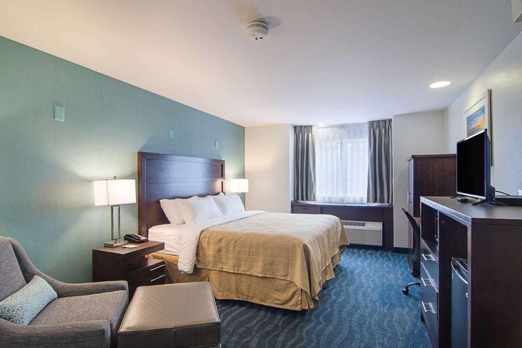 Quality Inn Seaside Room photo